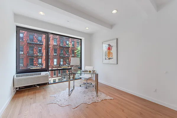 Sold by Compass | media 10