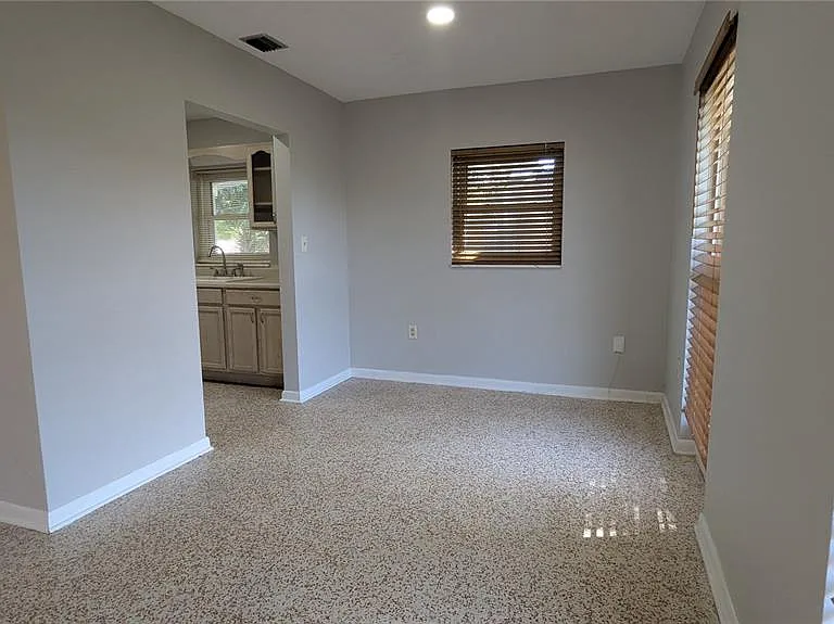 22003 Catherine Ave — Photo 10