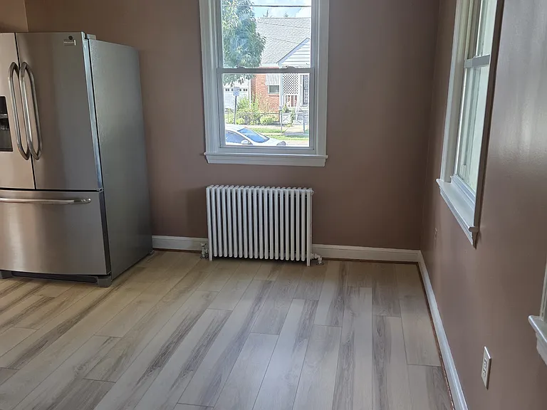 4707 Somerset Rd — Photo 6