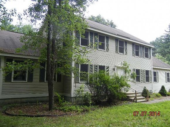 1st image of 16 Levesque Ln