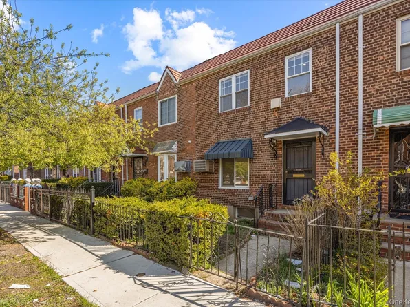 102-39 183 Place, Hollis, NY 11423