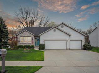 1929 Bennington Dr, Mishawaka, IN 46544