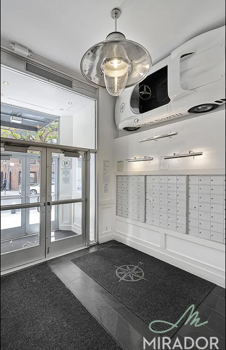 43 West 16th Street — Photo 4