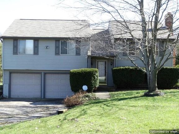 3rd image of 16415 Joann Dr