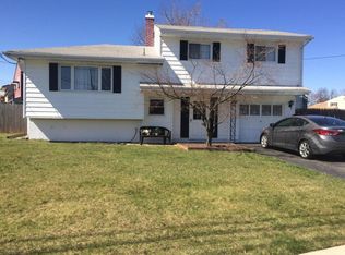 151 E Tappen St, Port Reading, NJ 07064