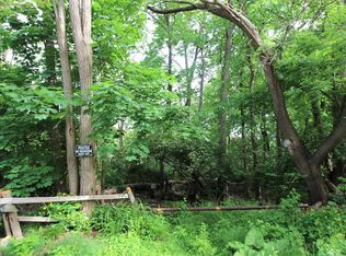 106 Wood Dr, Algonquin, IL 60102