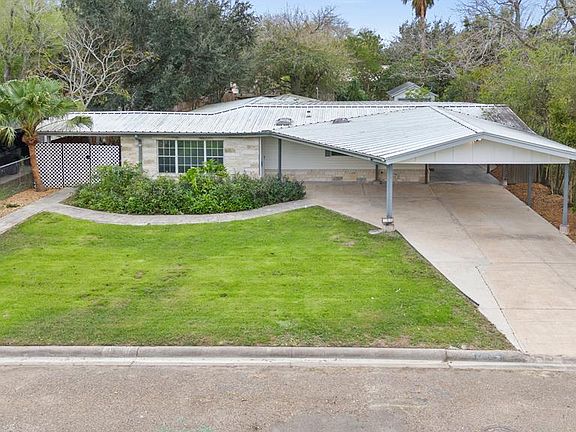 2nd image of 700 Kiester Ln