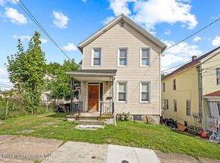 228 N Bromley Ave, Scranton, PA 18504