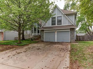 1027 N Church St, Olathe, KS 66061