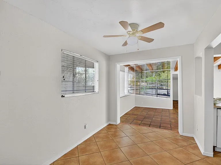 2272 E. Blacklidge Dr. — Photo 11