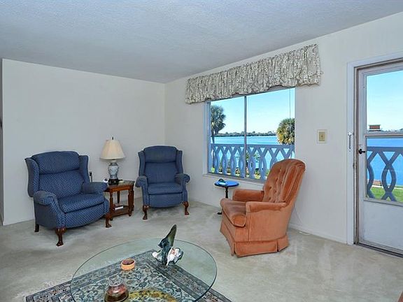 4th image of 763 John Ringling Blvd #25