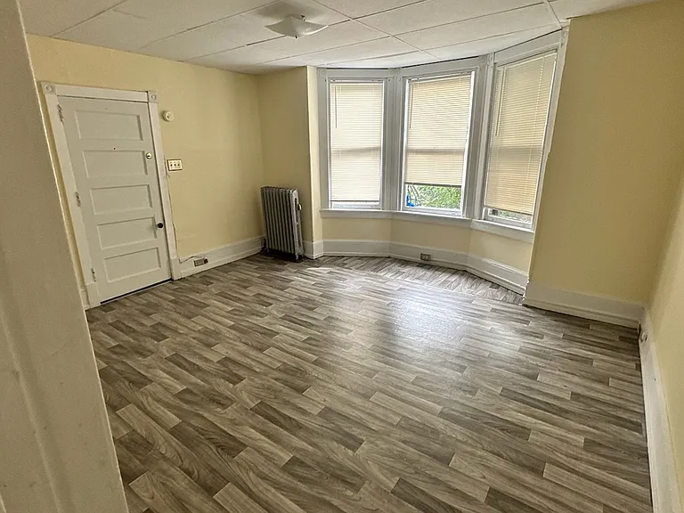 437 Chestnut St #404 — Photo 6