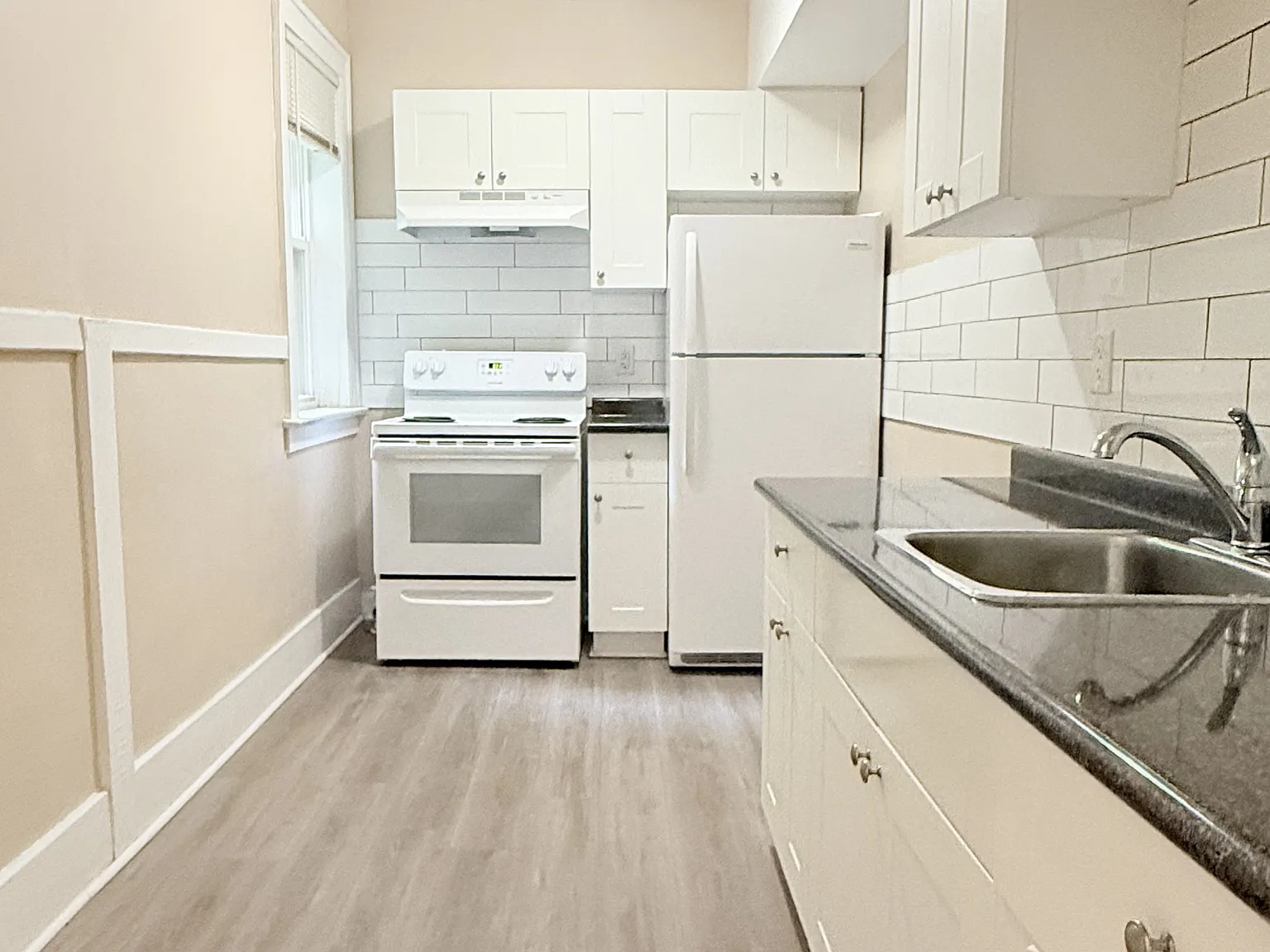 1 bed, $1,137 — Photo 3