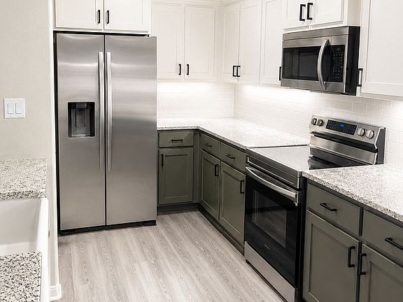 4th image of 1518 Curlew Ln
