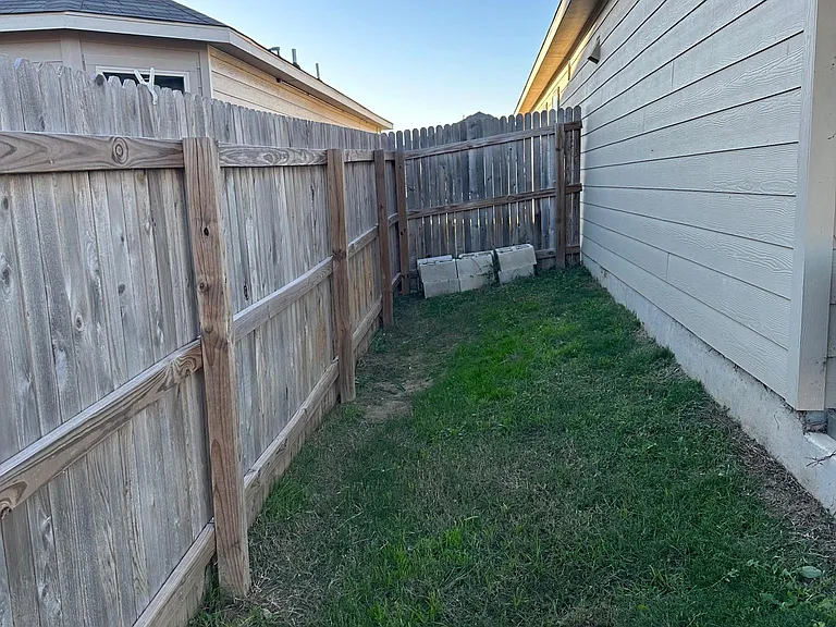 6818 Emerald Valley — Photo 40