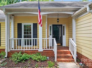 4300 Saxonbury Way, Charlotte, NC 28269