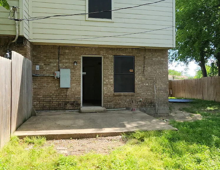 9110 Lanham St — Photo 17