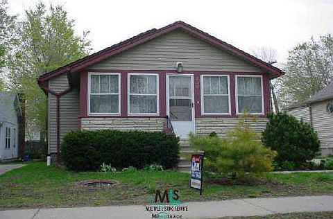 1st image of 23088 E Cayuga Ave