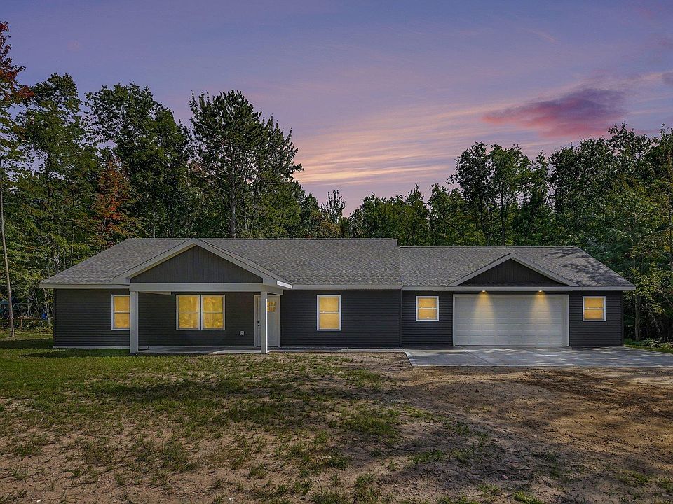1st image of 4921 River Woods Rd