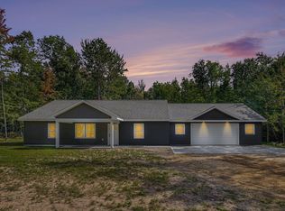 4921 River Woods Rd, Lake City, MI 49651