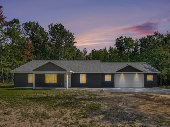4921 River Woods Rd, Lake City, MI 49651