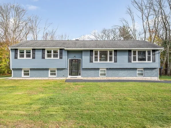 8 Jon Mar Rd, Billerica, MA 01821