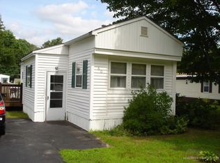 60 Patio Park Ln, Gorham, ME 04038