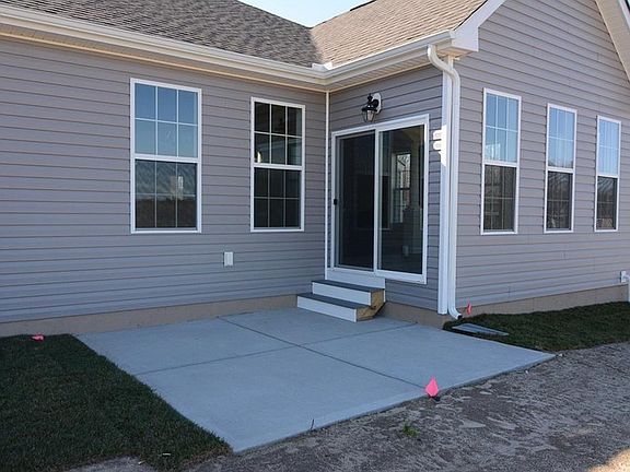 3rd image of 15280 Caspian Cir