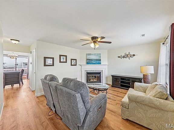 5th image of 1760 Honeysuckle Dr Unit 8