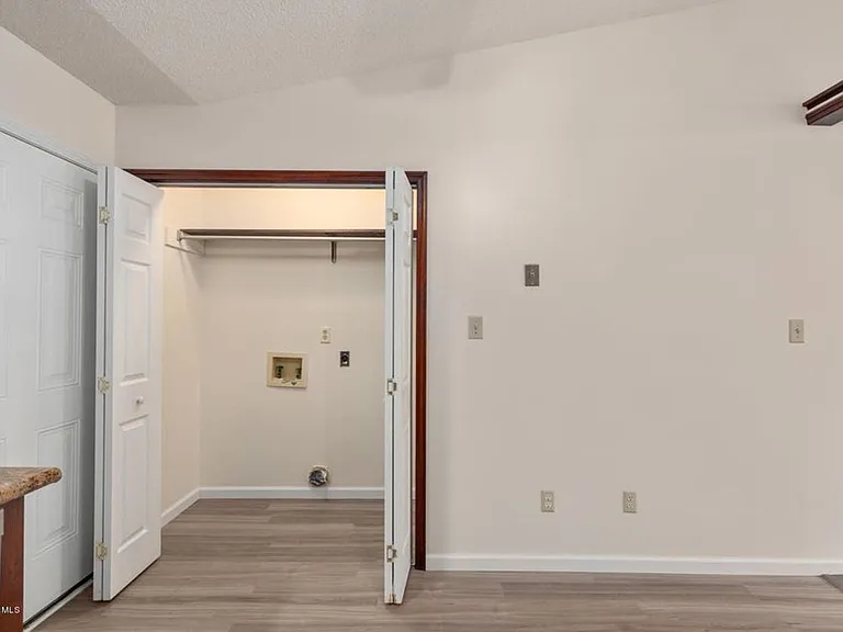 1041 Spring Villa Dr — Photo 13
