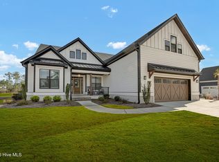 9162 Crossbill Dr, Leland, NC 28451