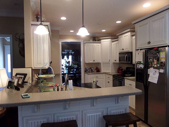 5th image of 69 Briardale Dr