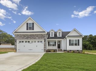 140 Tarheel Landing Dr, Benson, NC 27504