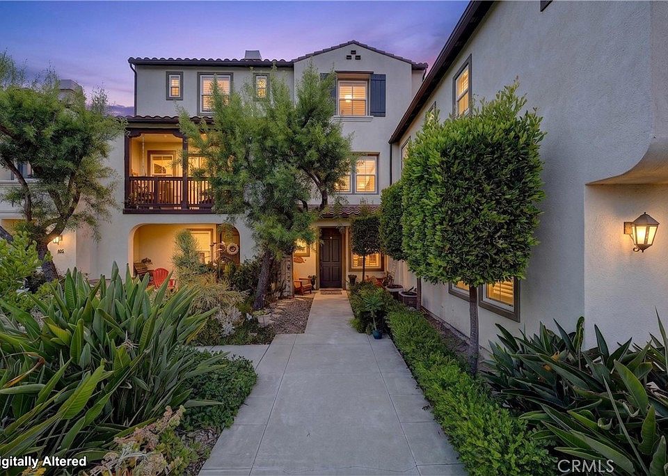 1st image of 401 Calle Campanero
