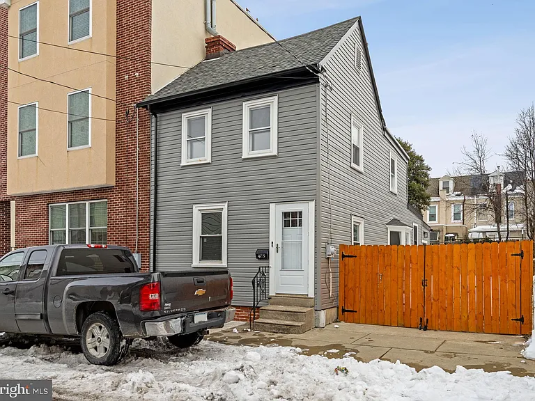 4717 Almond St #19 — Photo 31