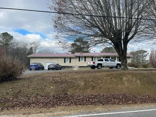 1964 Corinth Rd, La Fayette, GA 30728