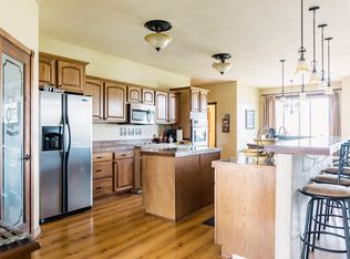 1000 Strong Ln, Columbia Falls, MT 59912