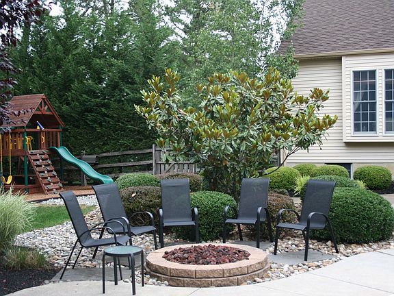 Gas fire pit and kids play area
