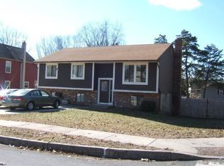 2 Mill Ct, Erial, NJ 08081