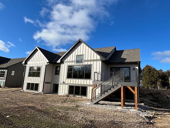 2nd image of 10636 Cove Ln #4