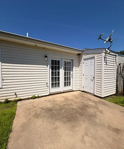 112 Barrington Dr — Photo 20