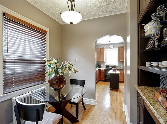 5th image of 7742 S Luella Ave