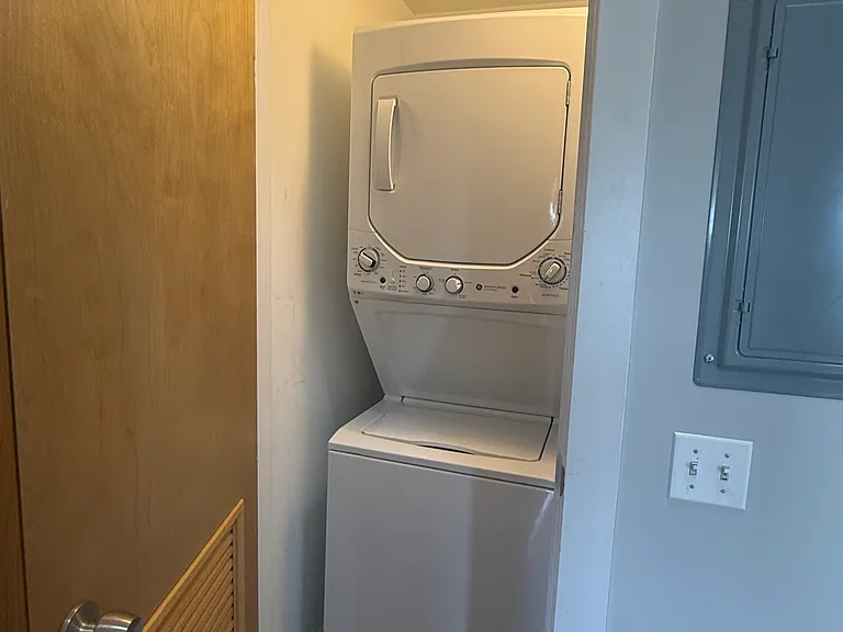 2407 N Clybourn Ave #4F — Photo 5