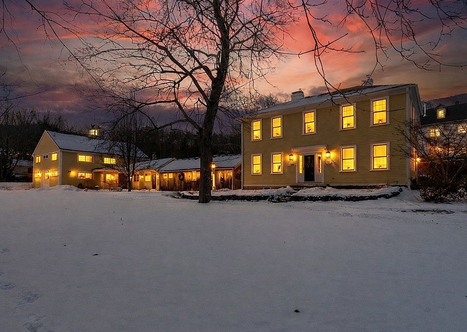 1st image of 100 Main St