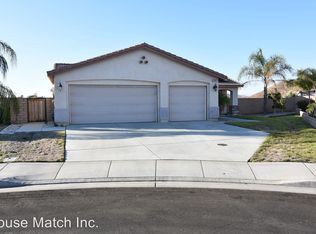 29407 Escalante Rd, Canyon Lake, CA 92587