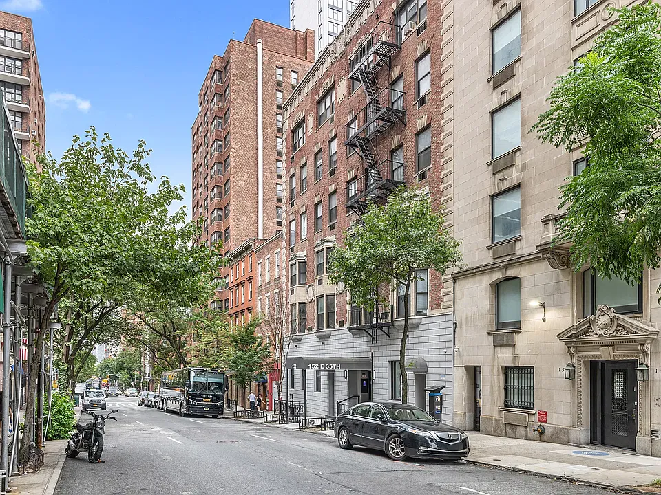 152 E 35th St #5H