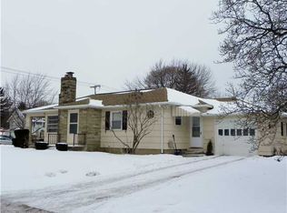 22 Heberle Rd, Irondequoit, NY 14609