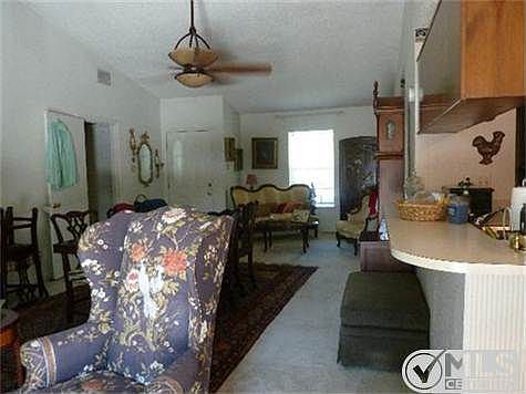 4th image of 720 Southoak Dr