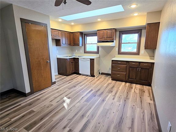 5th image of 2417 Morningside Ave