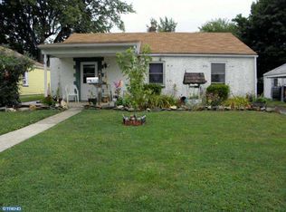 7 Norman St, Aston, PA 19014